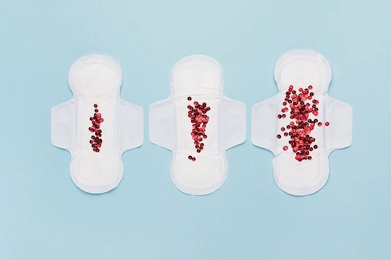 implantation bleeding pictures